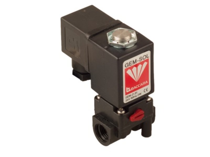 Baccara Chemsol Solenoid Valve 1/4 Ports NC c/w Gemsol Coil